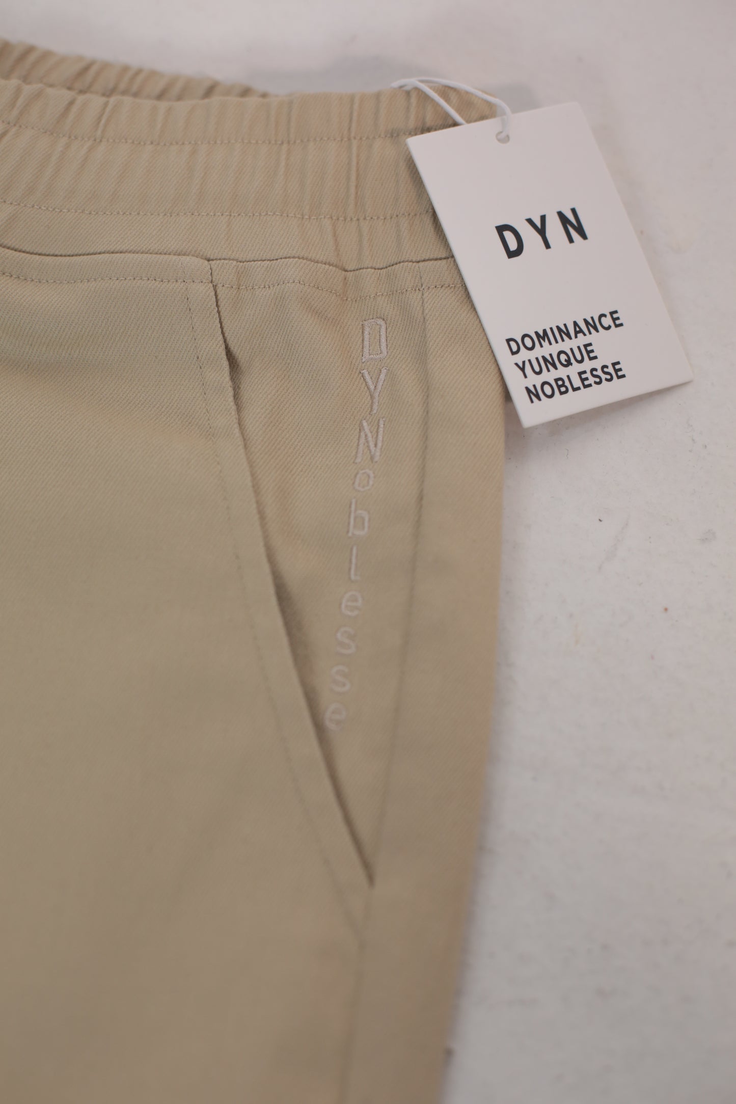 DYN  pants beige